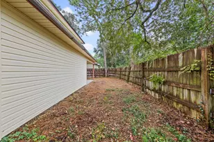 236 Parkwood Cir, Niceville, FL 32578 - Photo 22