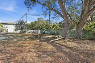 201 E College Blvd E, Niceville, FL 32578 - Photo 30