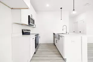 2601 E 6th Street East, Panama City, FL 32401 - Photo 6