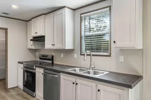 39 Bellini Rd, Defuniak Springs, FL 32433 - Photo 10