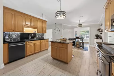 5267 Gardenbrook Boulevard, Milton, FL 32570 - Photo 10