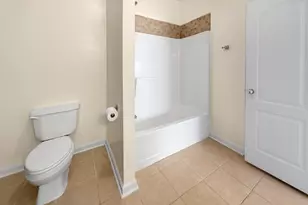 2490 S Lakeview Dr S, Crestview, FL 32536 - Photo 14