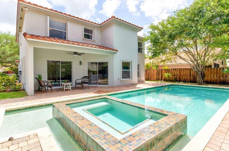 3915 Majestic Palm Way, Delray Beach, FL 33445