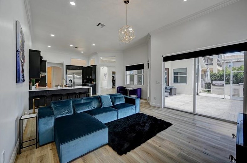 9968 Via Amati, Lake Worth FL  33467-6938 exterior