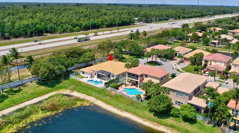 9968 Via Amati, Lake Worth FL  33467-6938 exterior