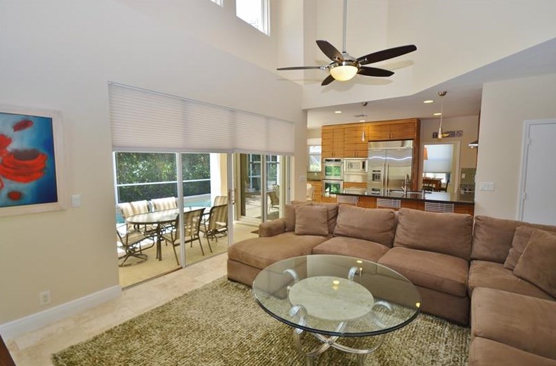 11110 Minneapolis Dr, Hollywood FL 33026-4941 exterior