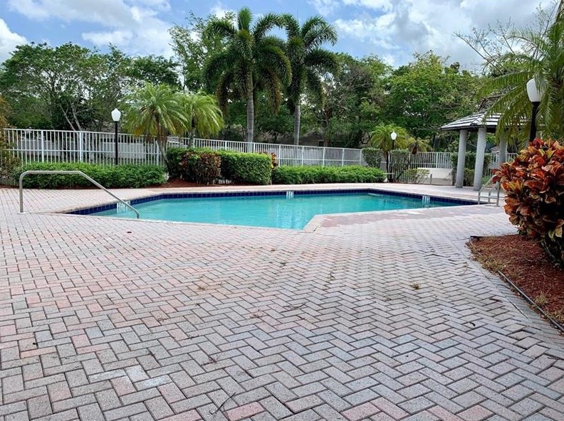 8311 Hampton Wood Dr, Boca Raton FL  33433-1150 exterior