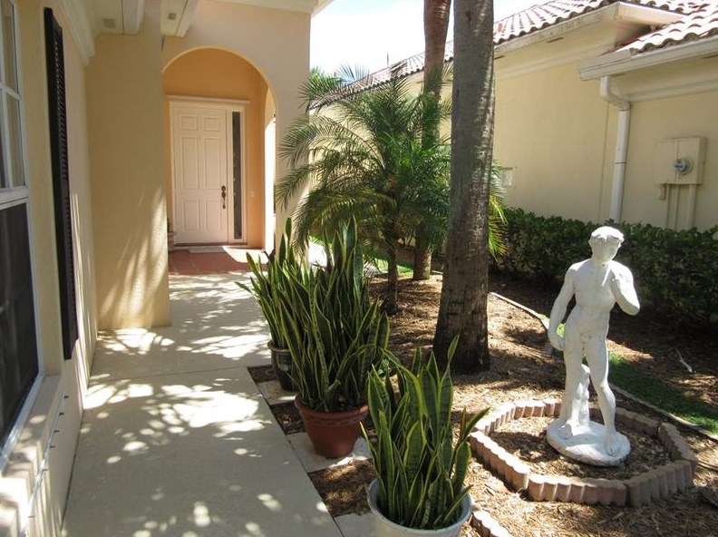 4779 Blossom Dr, Delray Beach, FL 33445