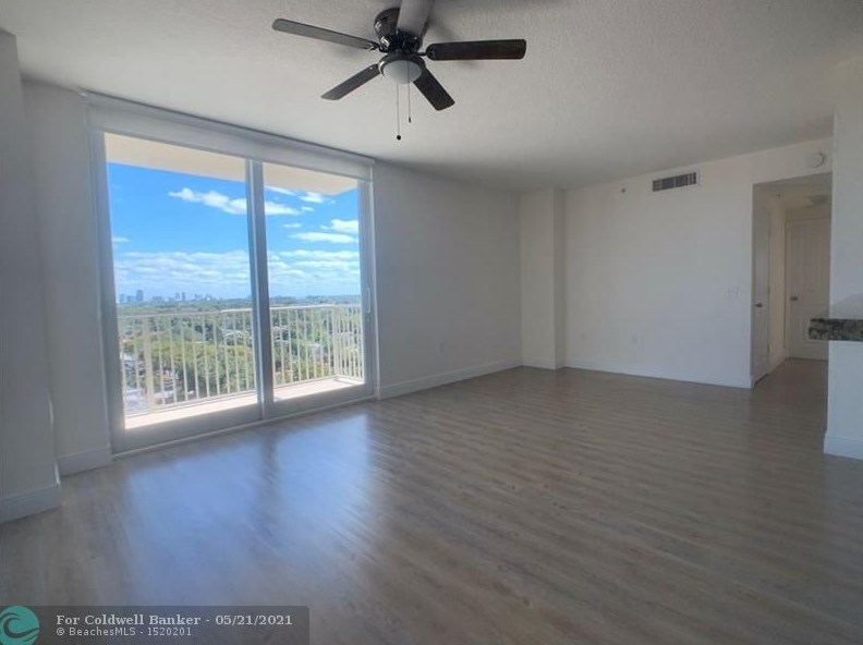 987 Sw 37th Ave #612, Miami, FL 33135