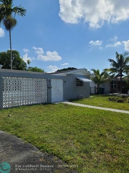 125 209th St, Miami, FL 33169-2239