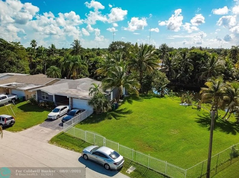 3925 67th Ter, Hollywood, FL