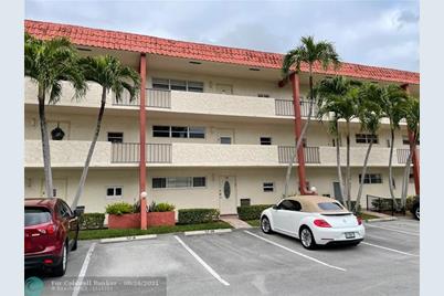 820 S Hollybrook Dr, Unit #204, Pembroke Pines, FL 33025 - Photo 1