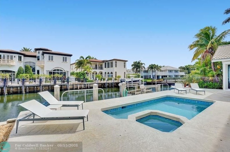 1033 Brooks Ln, Delray Beach, FL 33483