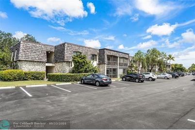 3123 Oakland Shores Dr, Unit #D206 - Photo 1