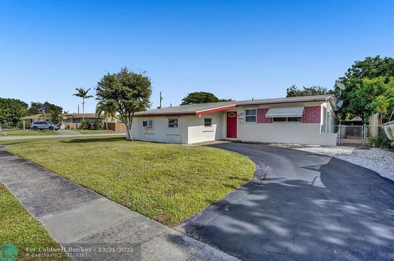 301 68th Ter, Hollywood, FL