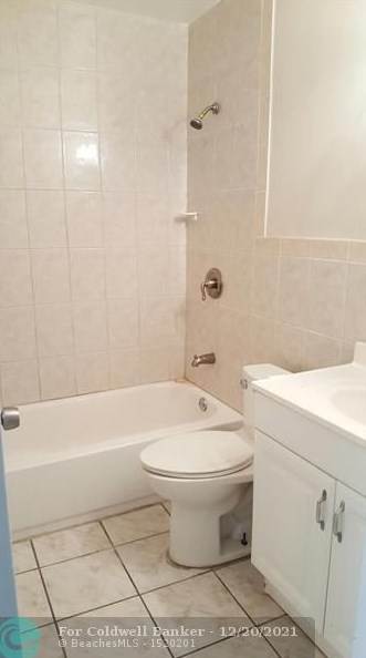 2245 Sheridan St, Hollywood FL  33020-2040 exterior