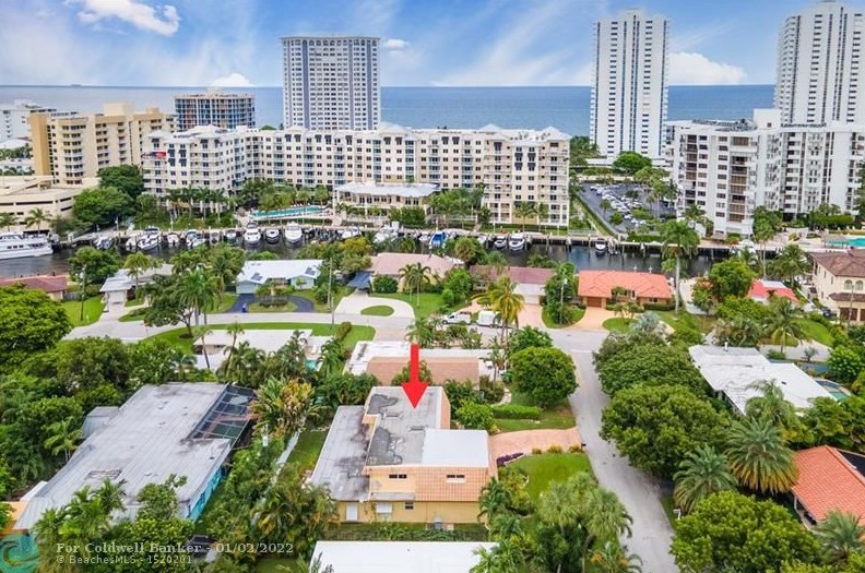 3261 Aqua Vista Dr, Pompano Beach FL  33062-6842 exterior