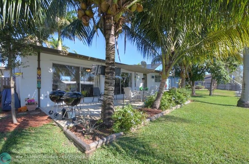 2906 Cleveland St, Hollywood, FL 33020-2931