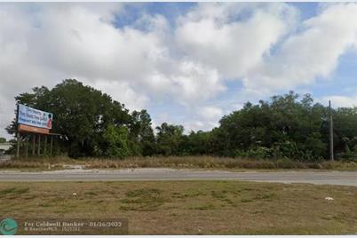 1576 W State Road 60, Other City - In The State Of Florida, FL 33859 - Photo 1