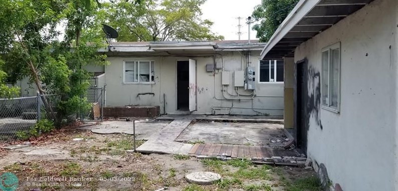 1425 131st St, Miami FL 33161-4423 exterior
