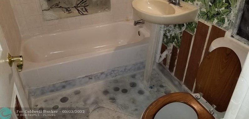 1425 131st St, Miami FL 33161-4423 exterior