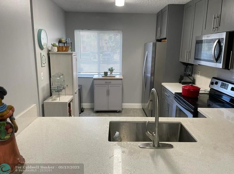 20865 Nw 1st St #20865, Hollywood, FL 33029