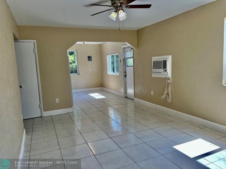 5710 Arthur St, Hollywood FL 33021-5134 exterior