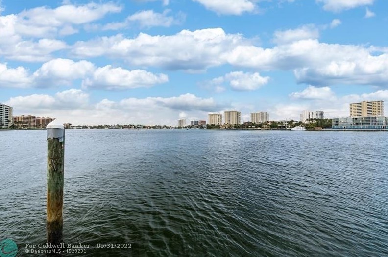 701 Camino Real, Boca Raton FL 33486-5524 exterior