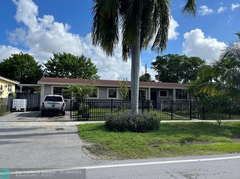 1511 175 St, Miami FL 33187-1790 exterior
