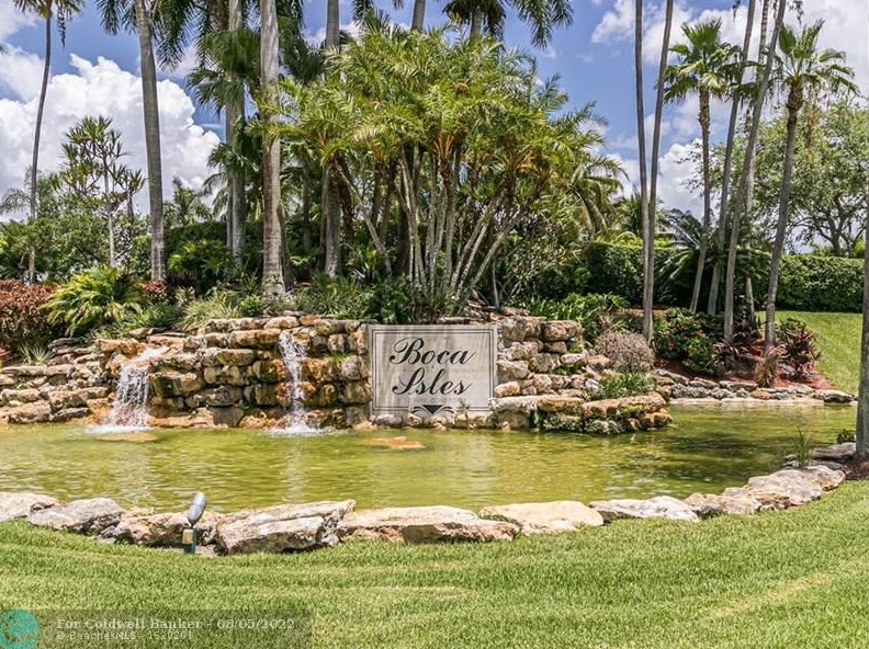 10857 Japonica Ct, Boca Raton, FL 33498-4839