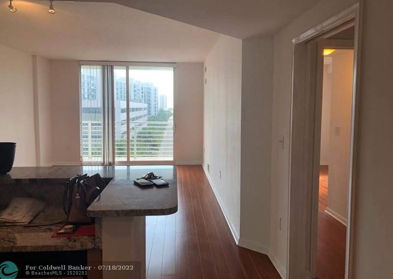 18800 Ne 29th Ave #710, Miami, FL 33180