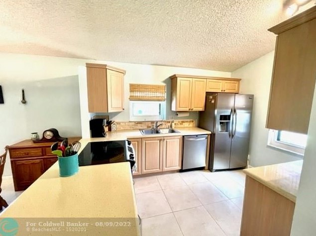 8094 Songbird Ter, Boca Raton, FL 33496-5132