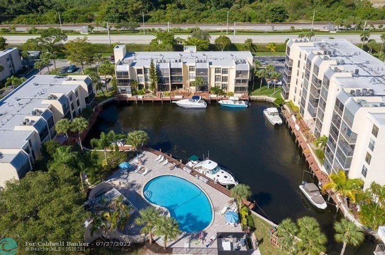 10 Royal Palm Way #305, Boca Raton, FL 33432