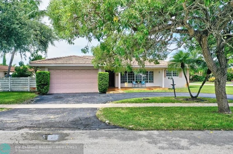 4701 Grant St, Hollywood, FL 33021-5367