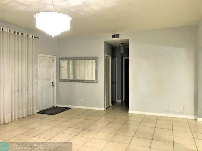 426 Ne 25th Ave, Boynton Beach, FL 33426