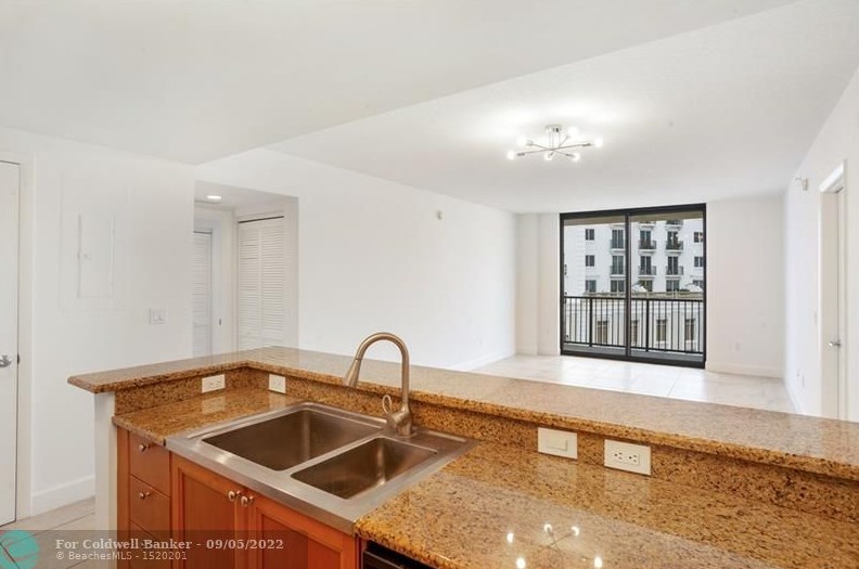 55 Merrick Way #704, Miami, FL 33134
