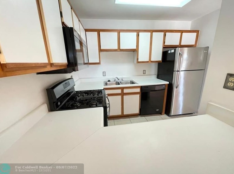 15290 Sw 106th Ln #333, Miami, FL 33196