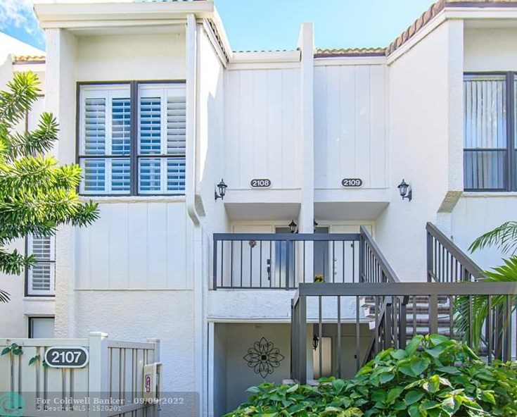 2108 Bridgewood Dr, Boca Raton, FL 33434
