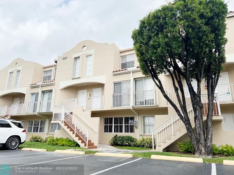8695 Nw 6th Ln Apt 205, Miami, FL 33126