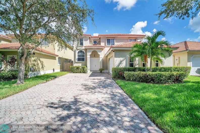 9061 162nd Ln, Miami, FL 33157-3590