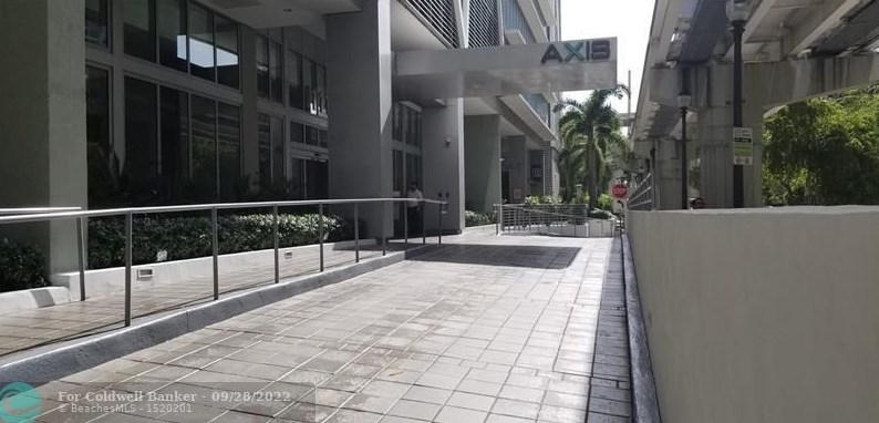 1111 Sw 1st Ave #1621-n, Miami, FL