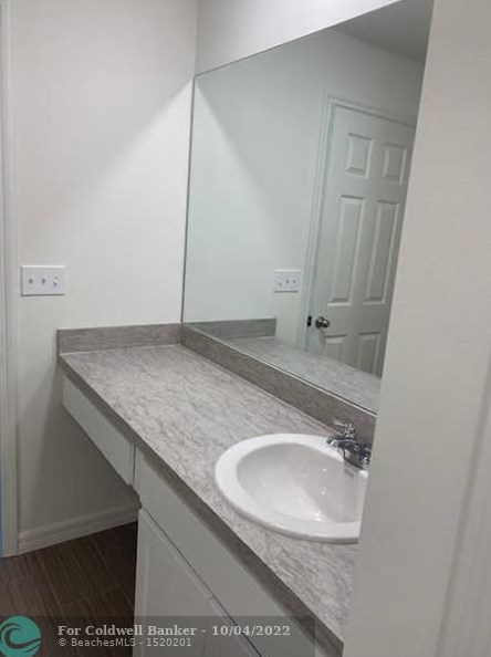 1761 Sw Cashmere Blvd, Fort Pierce, FL 34953