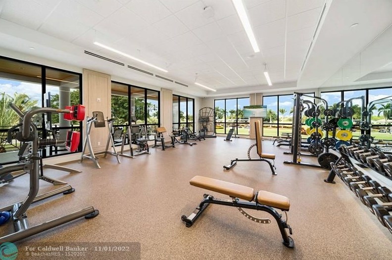 10367 Sunset Bend Dr, Boca Raton FL  33428-1818 exterior