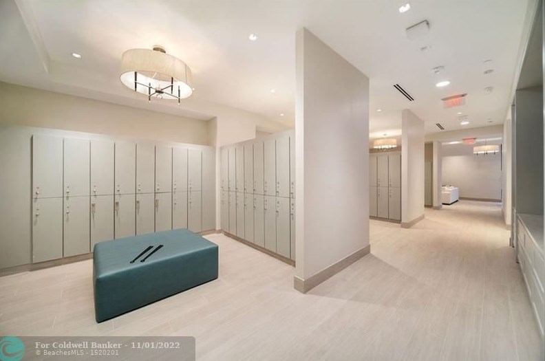 10367 Sunset Bend Dr, Boca Raton FL  33428-1818 exterior