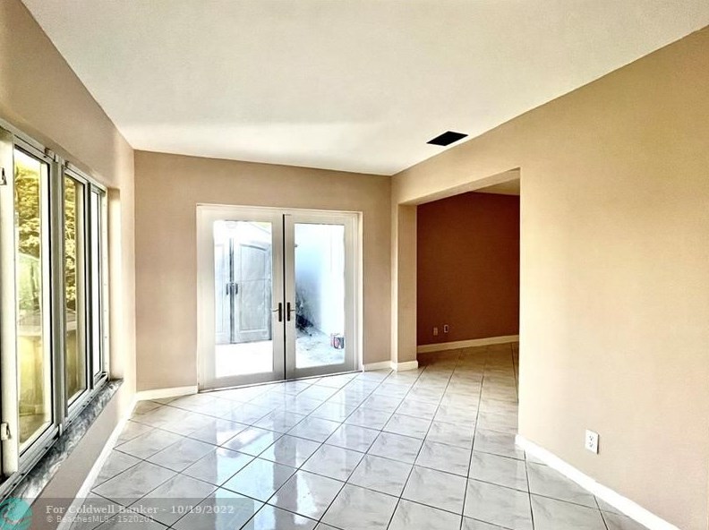 10150 Windtree Ln, Boca Raton, FL 33428-5471