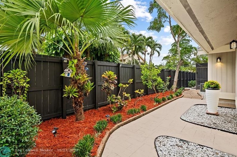 7635 Sierra Ter, Boca Raton FL  33433-3315 exterior