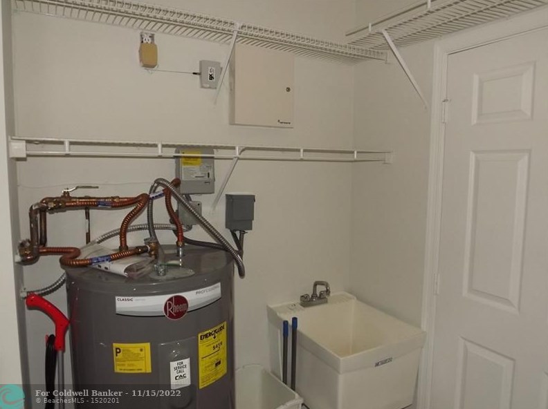 12611 Crystal Pointe Dr, Boynton Beach FL 33436-5639 exterior