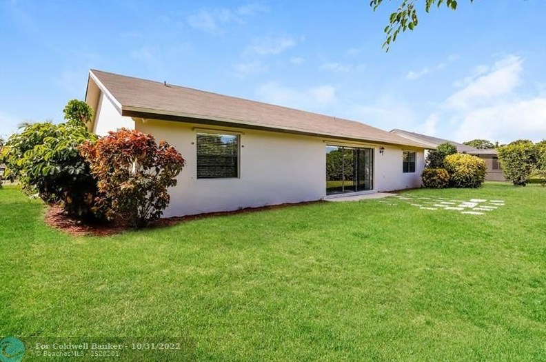 19466 Colorado Cir, Boca Raton FL  33434-2709 exterior