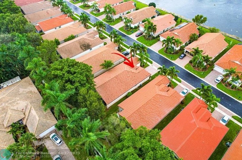 9796 Lemonwood Dr, Boynton Beach FL  33437-5452 exterior