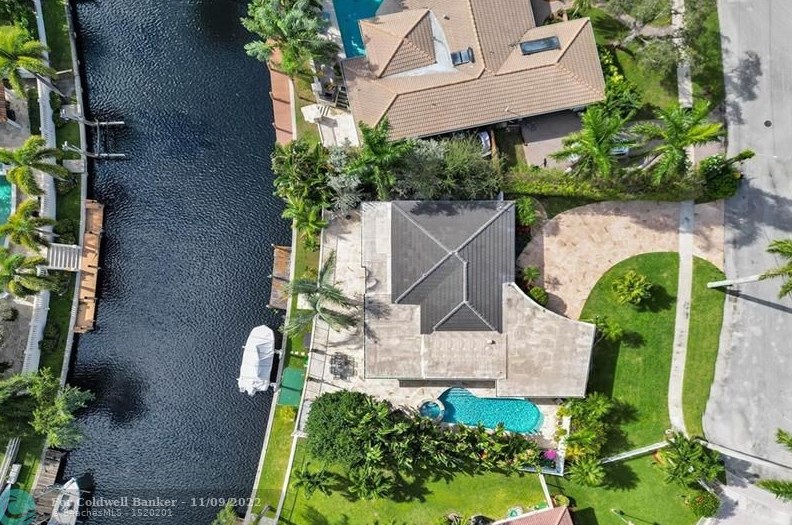 98 8th Ave, Boca Raton FL  33486-4657 exterior